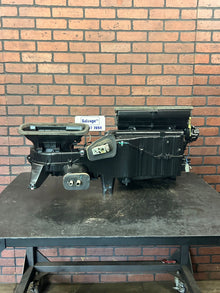 05 - 10 JEEP GRAND CHEROKEE HVAC EVAPORATOR HEATER CORE HOUSING BOX