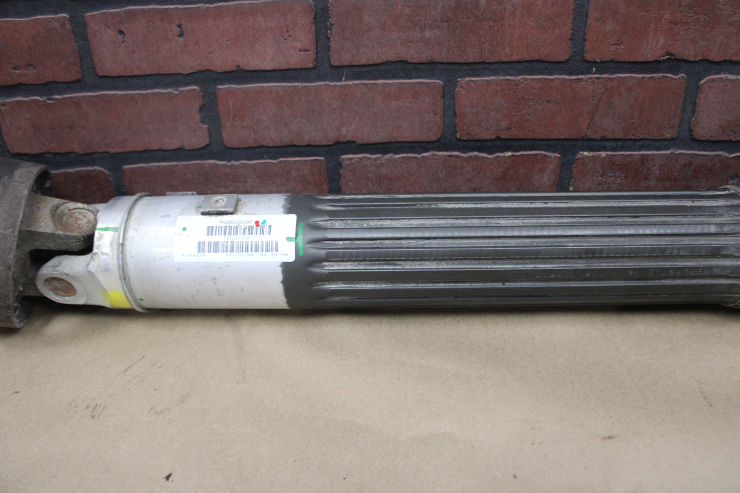 2006-2010 JEEP GRAND CHEROKEE SRT8 6.1L ALL WHEEL DRIVE TRAIN LINE SHAFT OEM