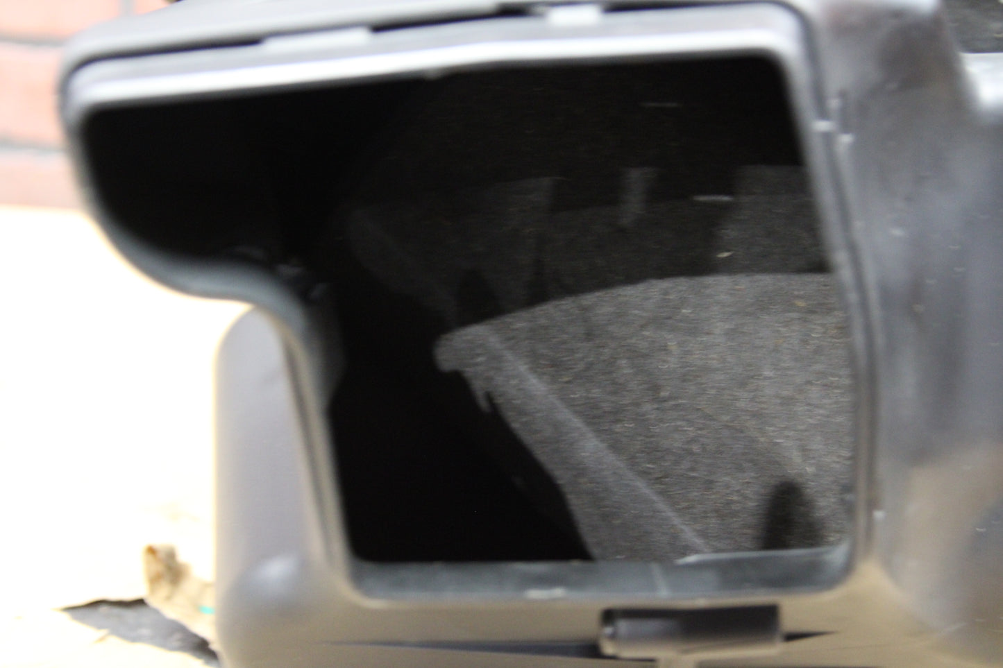 2013-2018 AUDI A8L 4.0L ENGINE AIR CLEANER INTAKE FILTER HOUSING BOX OEM