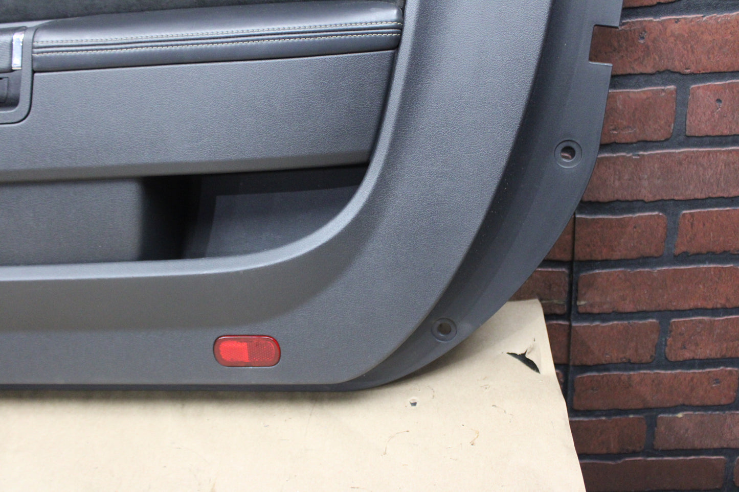 2008-2014 Dodge Challenger SRT8 Front Passenger RH Door Panel 1FU101DVAL OEM