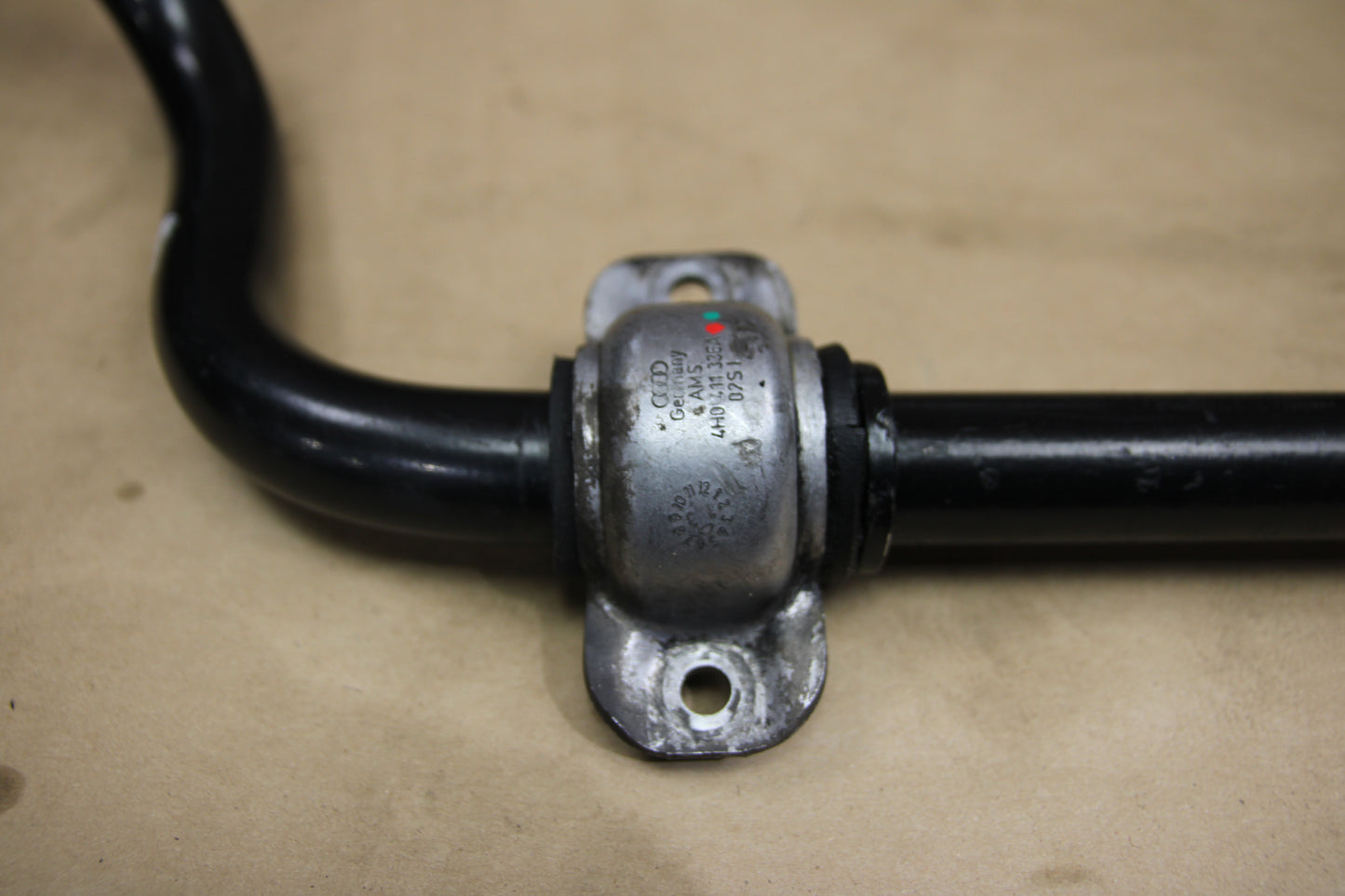 13-18 Audi A8L Quattro Front Anti Roll Stabilizer Sway Bar OEM 4H0 411 309