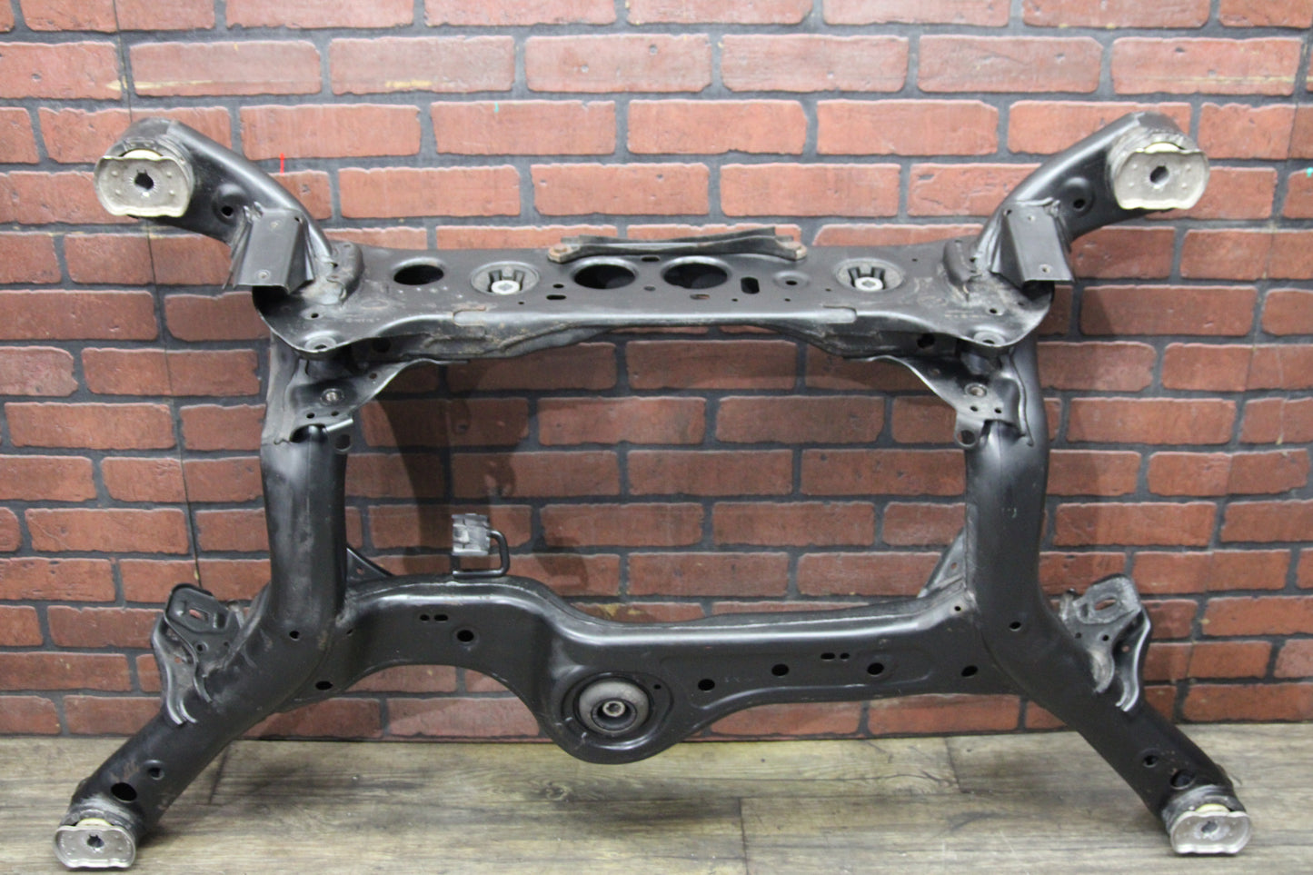 2011 - 2014 Audi A8 Quattro Subframe Crossmember Cradle Rear OEM 4H0 505 248