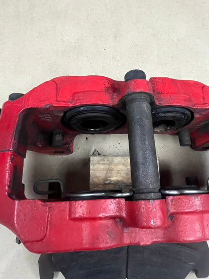 05-06 Dodge Ram Viper Truck SRT-10 Front Brake Calipers Driver & Passenger Set
