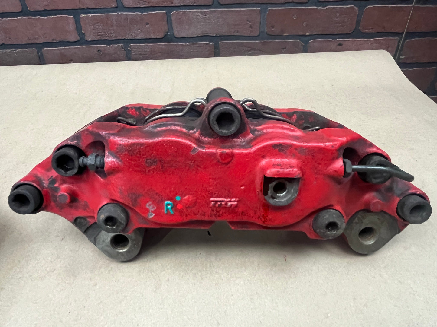05-06 Dodge Ram Viper Truck SRT-10 Front Brake Calipers Driver & Passenger Set