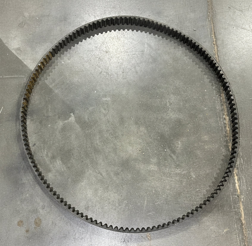 Harley Davidson OEM 2005 Road King Drive Belt 40024-04B 139T