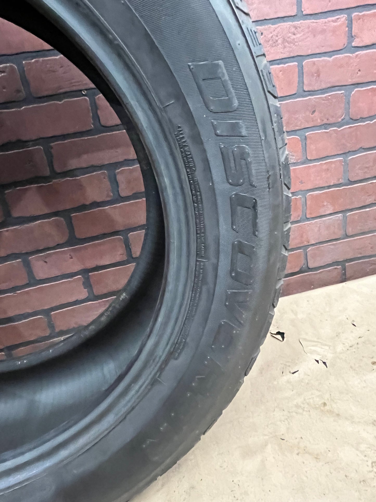 2022 Cooper Discoverer SRX 117H 275/55R20 - 7/32 Tire Depth