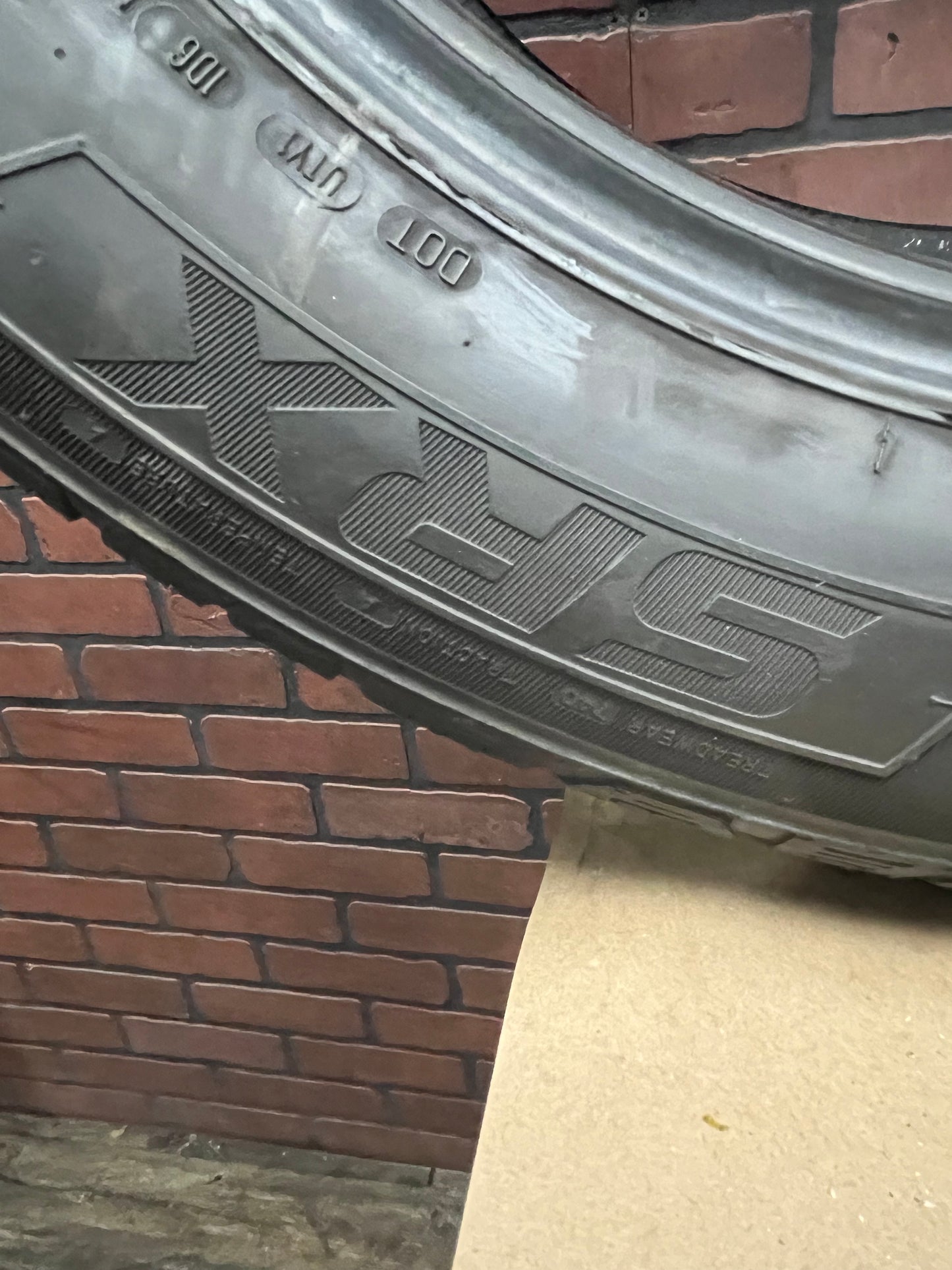 2022 Cooper Discoverer SRX 117H 275/55R20 - 7/32 Tire Depth