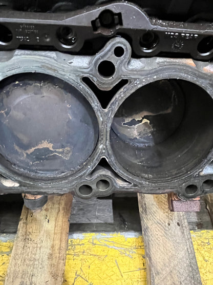 11 - 12 Grand Cherokee Challenger Charger 300 SRT8 6.4L Short Engine Block 123K
