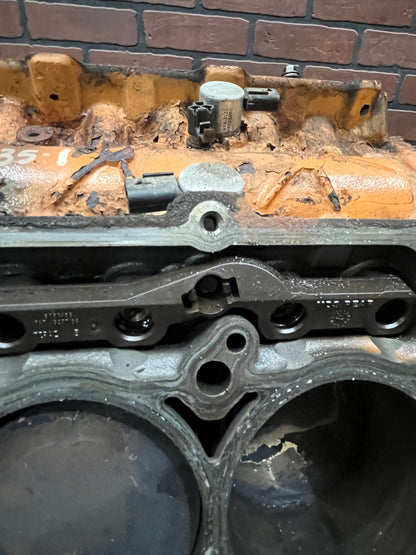 11 - 12 Grand Cherokee Challenger Charger 300 SRT8 6.4L Short Engine Block 123K
