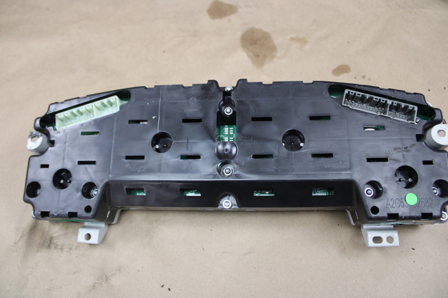 2011 Dodge Challenger SRT8 Dash Instrument Cluster Speedometer 180MPH OEM