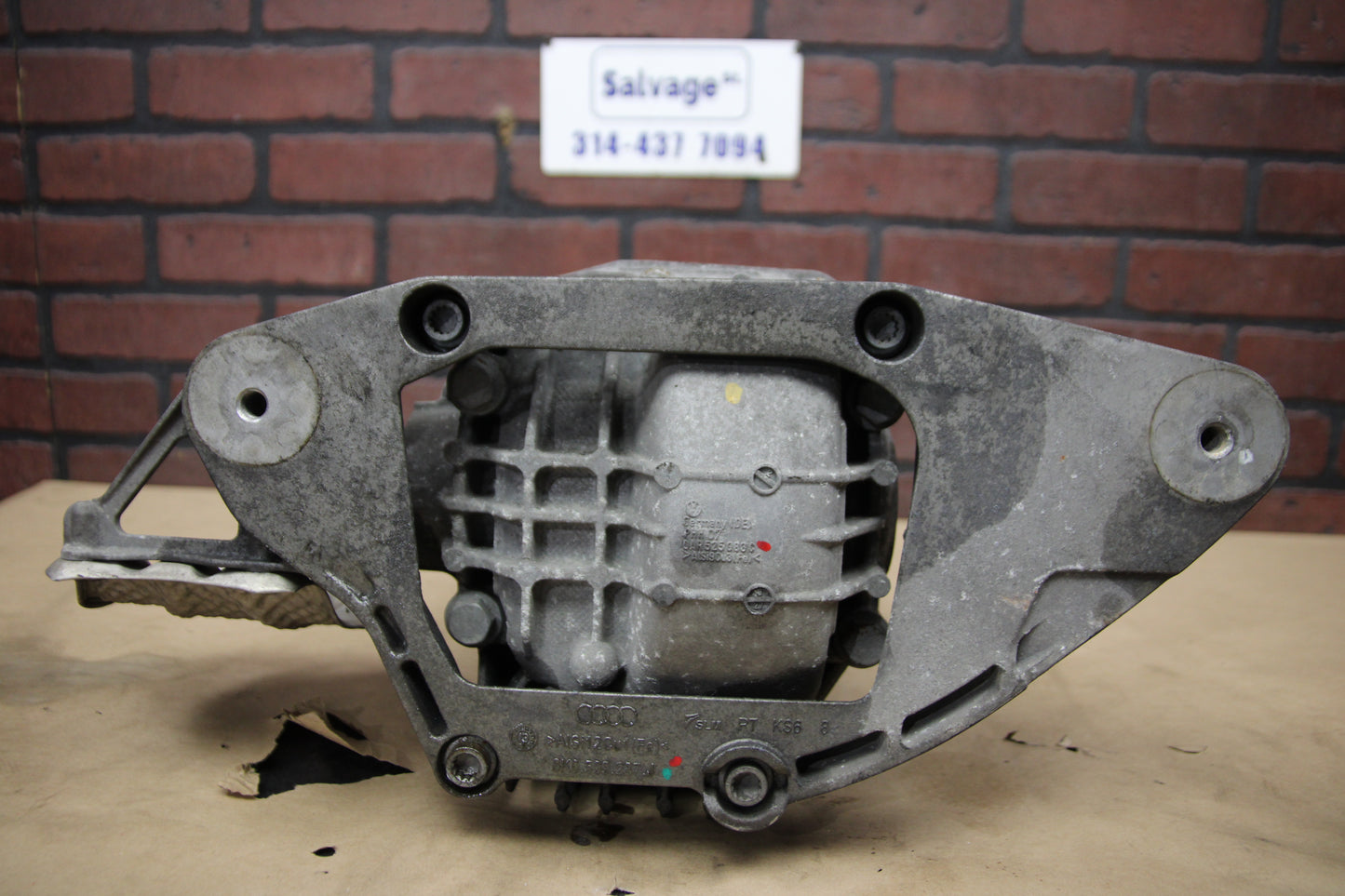 2013-2017 Audi A8 Quattro Rear Diff Differential Axle Carrier Assembly OEM