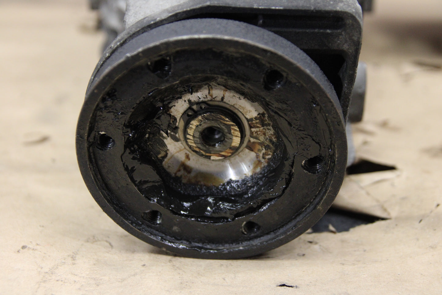2013-2017 Audi A8 Quattro Rear Diff Differential Axle Carrier Assembly OEM