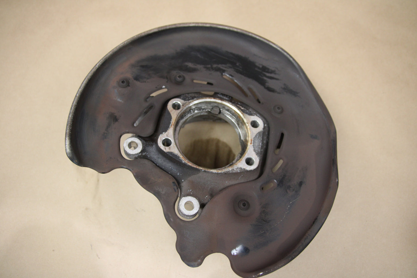 11-18 Audi A8 Quattro Rear Left Driver Side Steering Spindle Knuckle Hub OEM