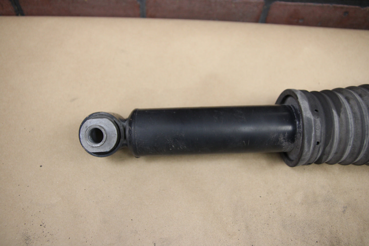 11-14 Audi A8 Quattro Rear Driver LH Side Air Shock Strut Assembly 4H0 616 001 M
