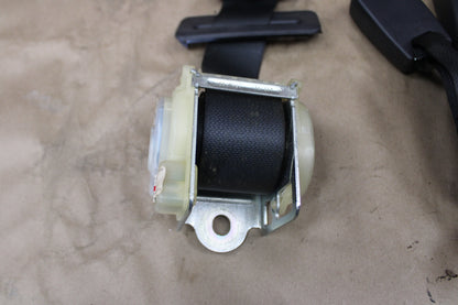 2011-2014 Dodge Challenger 300 OEM Rear Inner Seat Belt Retractor 1SP941DVAB