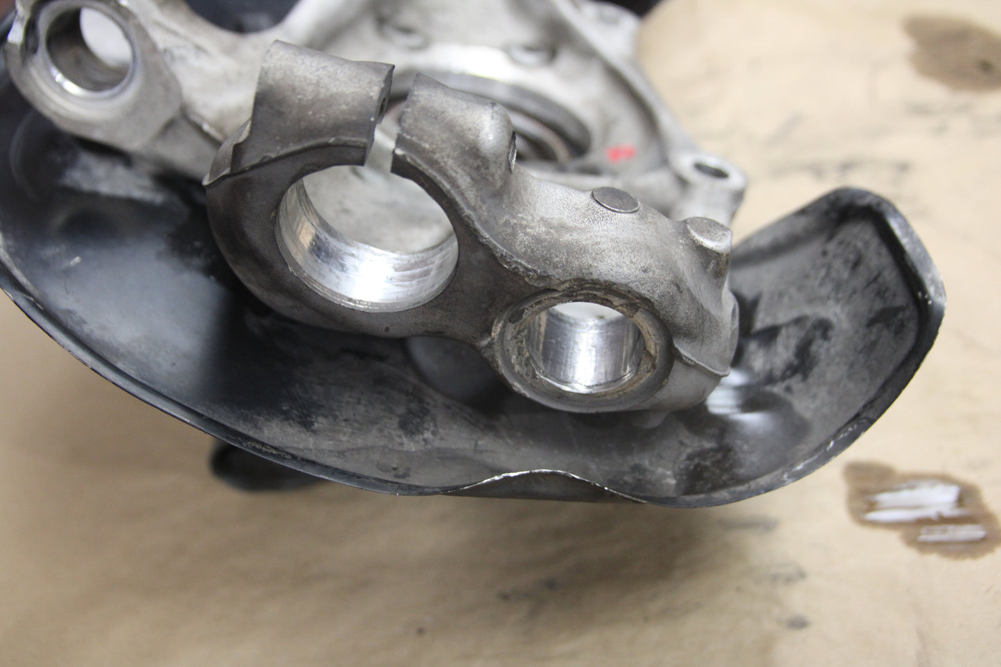 11-14 Audi A8 Quattro Front Passenger RH Side Spindle Knuckle OEM 4H0 407 242 M