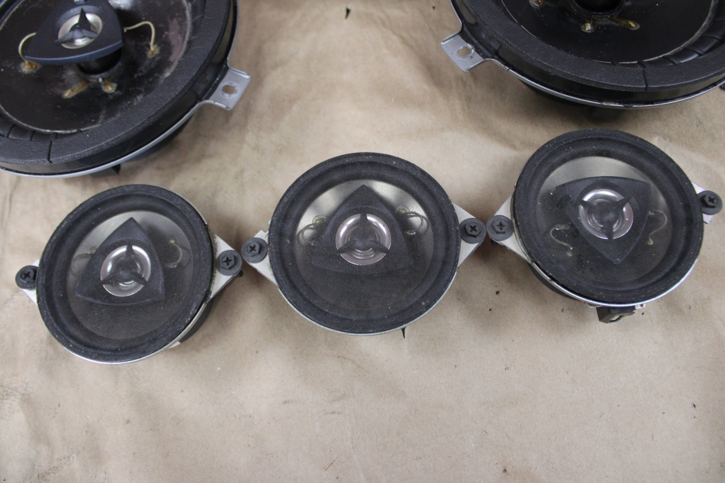 06-11 CHALLENGER CHARGER 300 OEM AUDIO SOUND RADIO SPEAKER SET