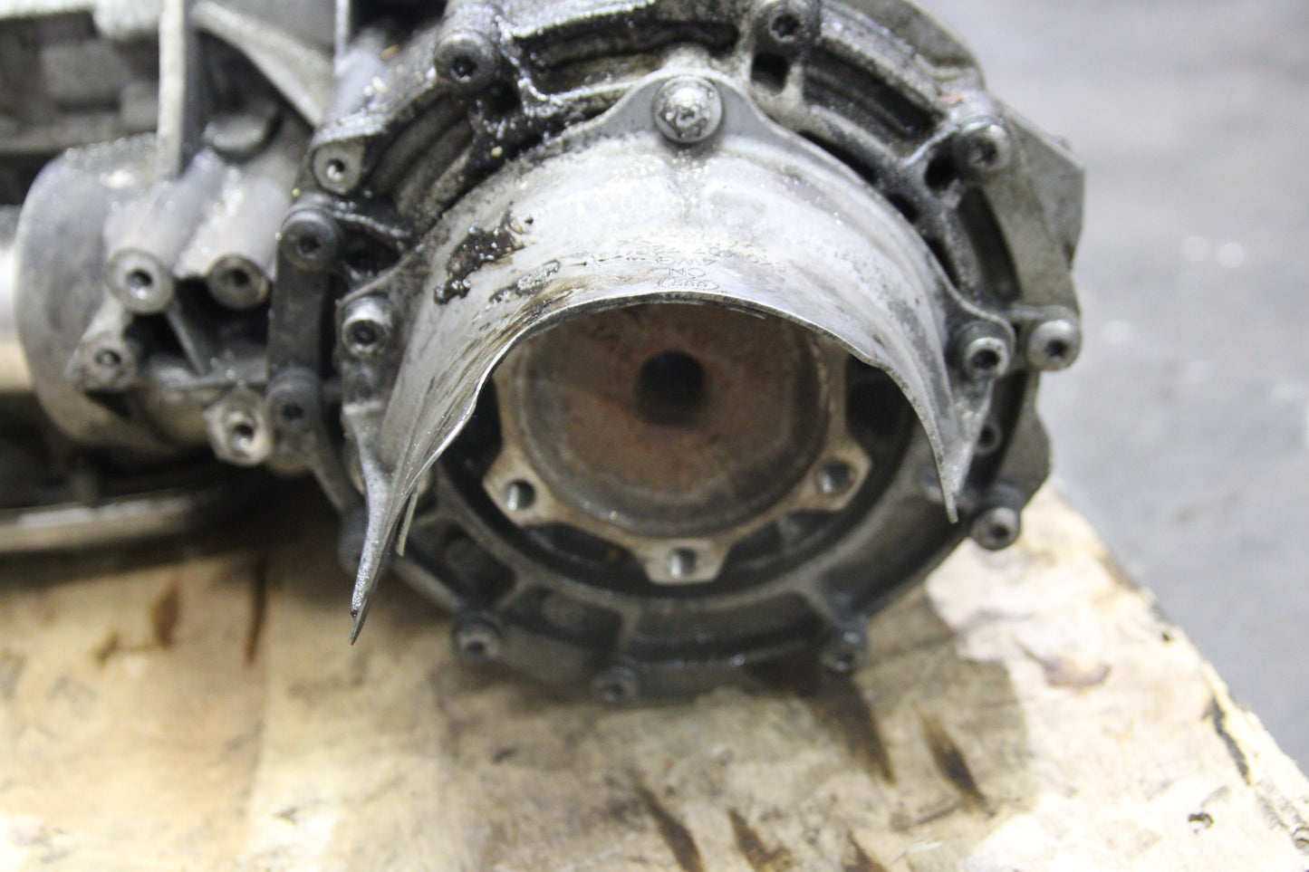 2013-2014 AUDI A8 L Quattro 4.0L V8T ID MEE ZF8 Automatic Transmission OEM 159k