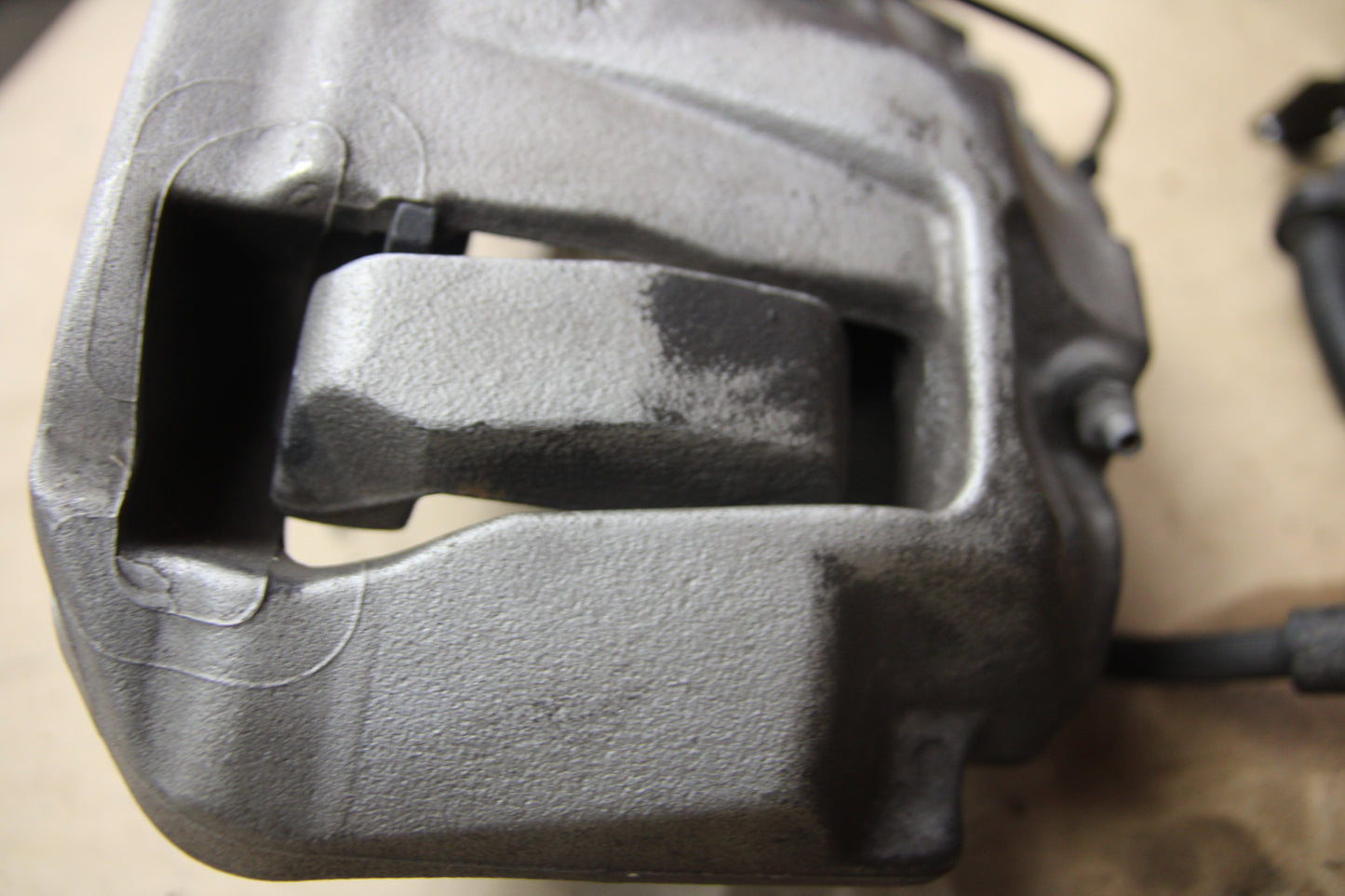 2012-2017 Audi A6 A7 A8 Front Brake Caliper RH Passenger 4G0615124E 4H0615125
