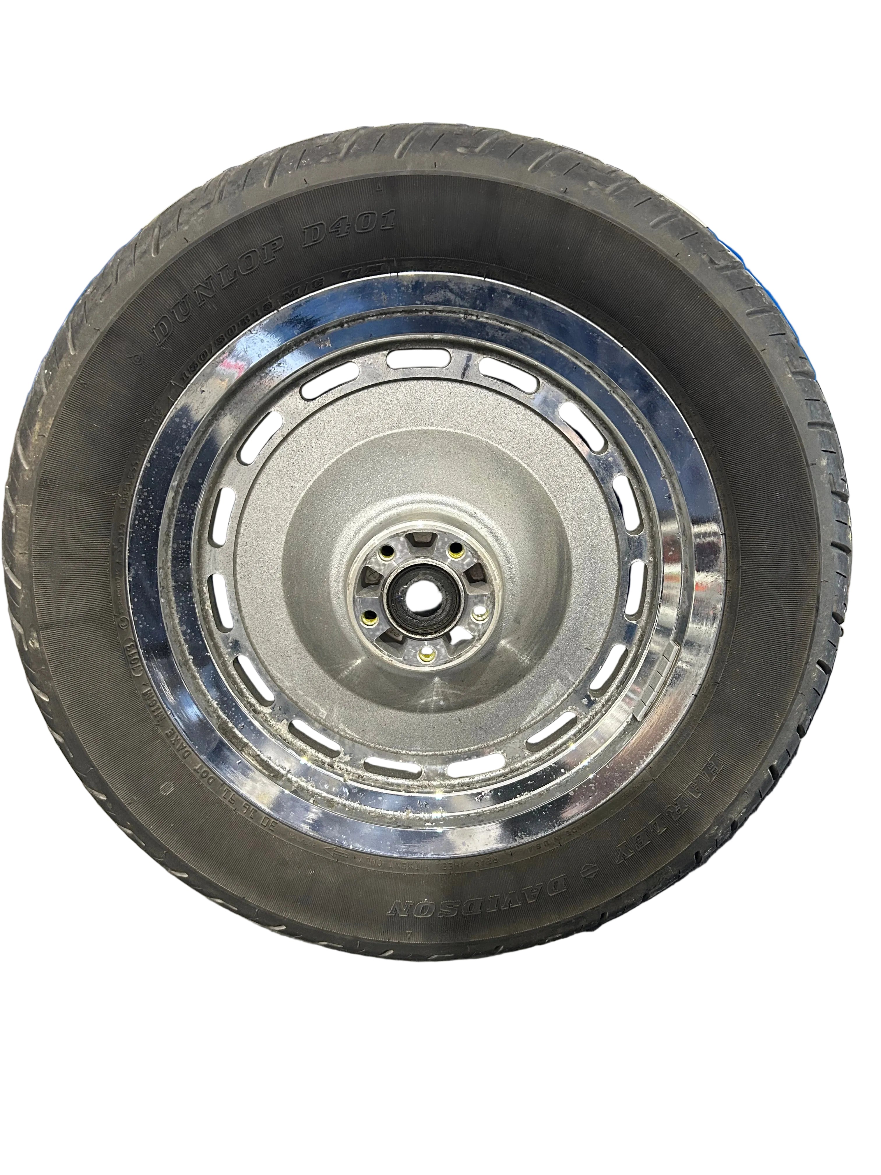 Harley Davidson OEM Sportster 05-07 Rear Mag Wheel 41013-00A