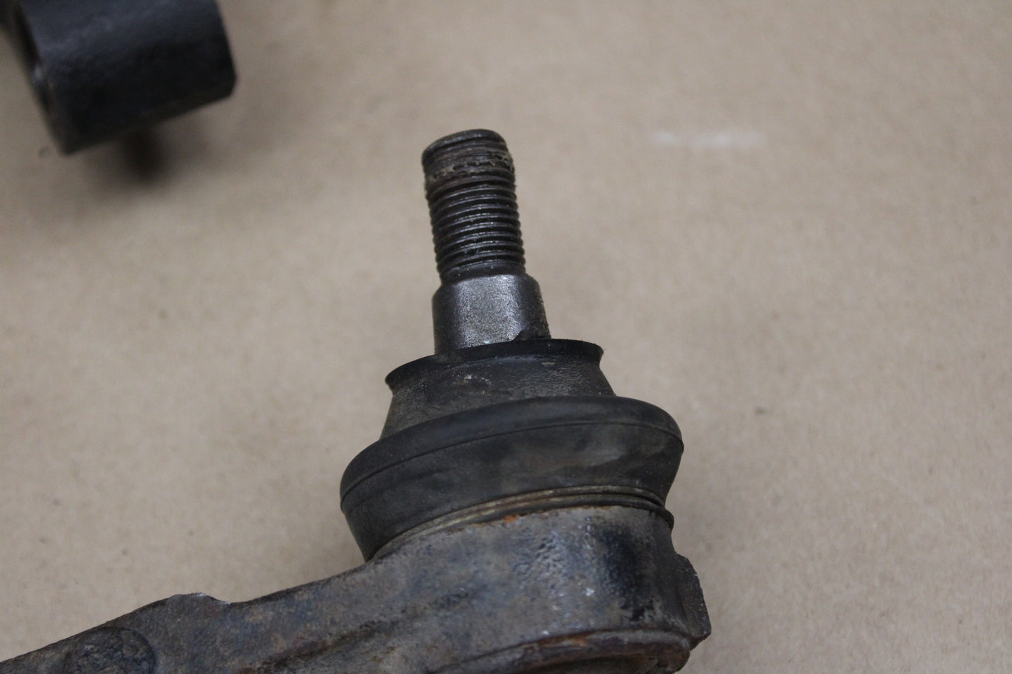 11-23 DODGE CHALLENGER FRONT LEFT RIGHT SUSPENSION CONTROL ARM SET