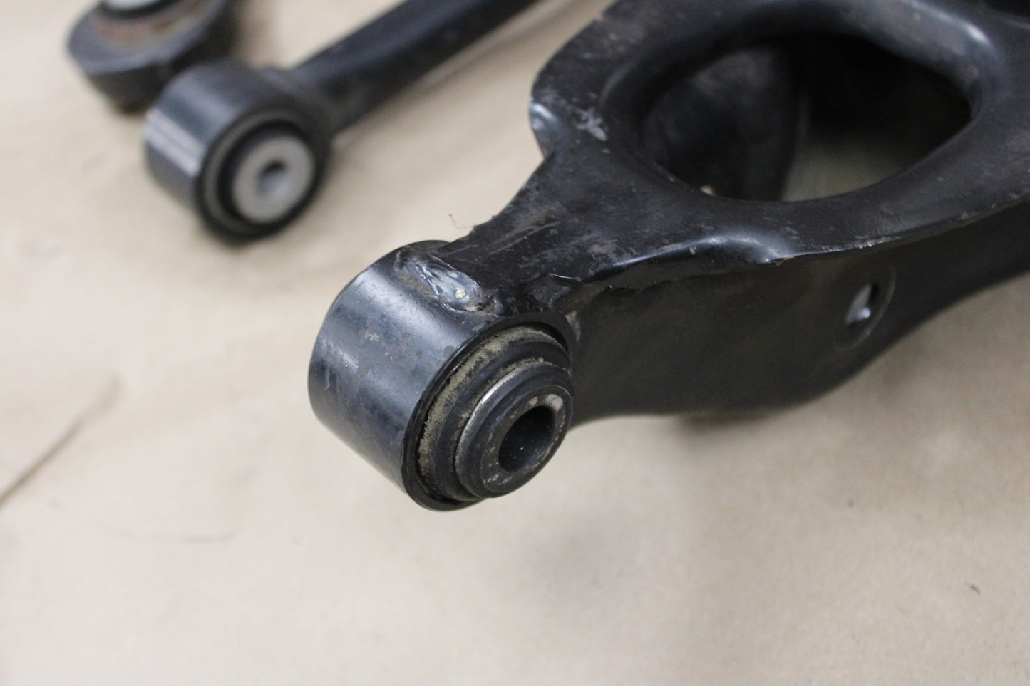 2008-2023 Dodge Challenger SRT8 Rear Driver Left Side Control Arm Set of 4 OEM