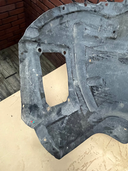 2018-2023 CHALLENGER WIDEBODY FRONT DRIVER LH LINER SPLASH SHIELD OEM 68319963AE