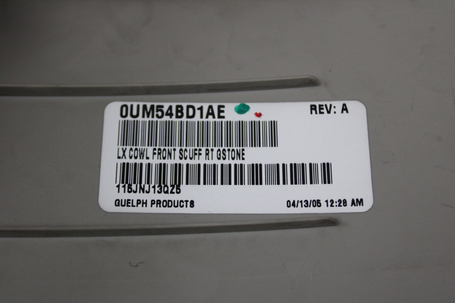 05-10 Charger Magnum 300 Front Passenger RH Scuff Plate Trim Cowl 0UM54BD1AE