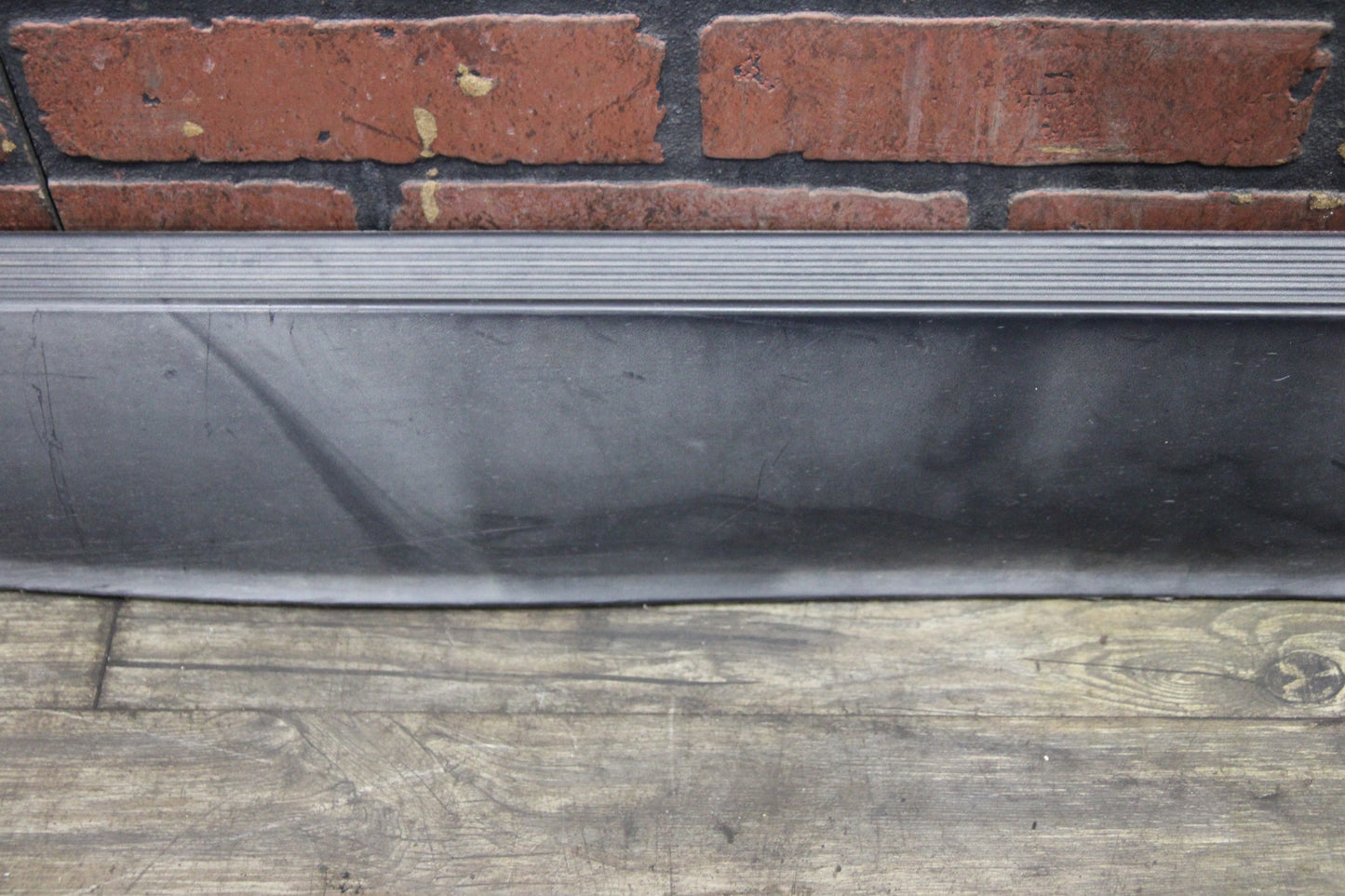 2008-2014 Dodge Challenger Driver LH Rocker Panel Side Skirt 05028799AC OEM