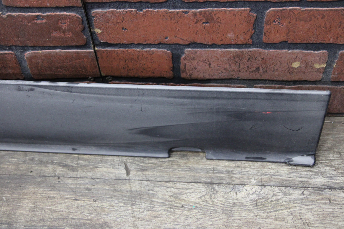 2008-2014 Dodge Challenger Driver LH Rocker Panel Side Skirt 05028799AC OEM