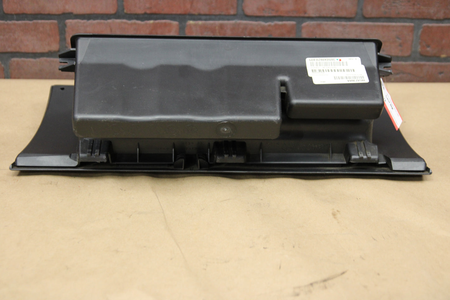2006-14 Dodge Challenger Dashboard Glove Box Door Assembly GUEUZ80XDVAC