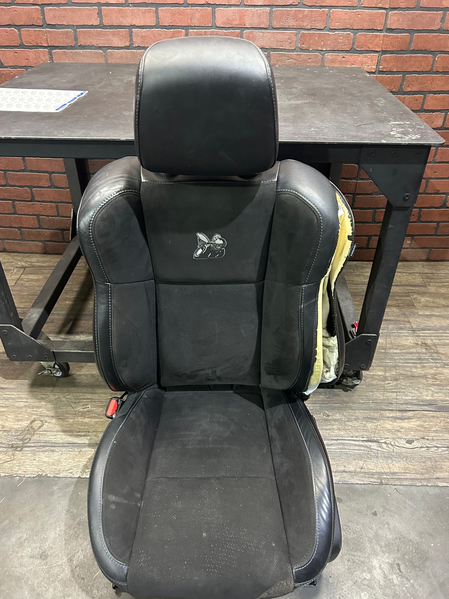 15-23 Dodge Charger Scat Pack Left & Right Front Leather Suede Seats *Blown* OEM