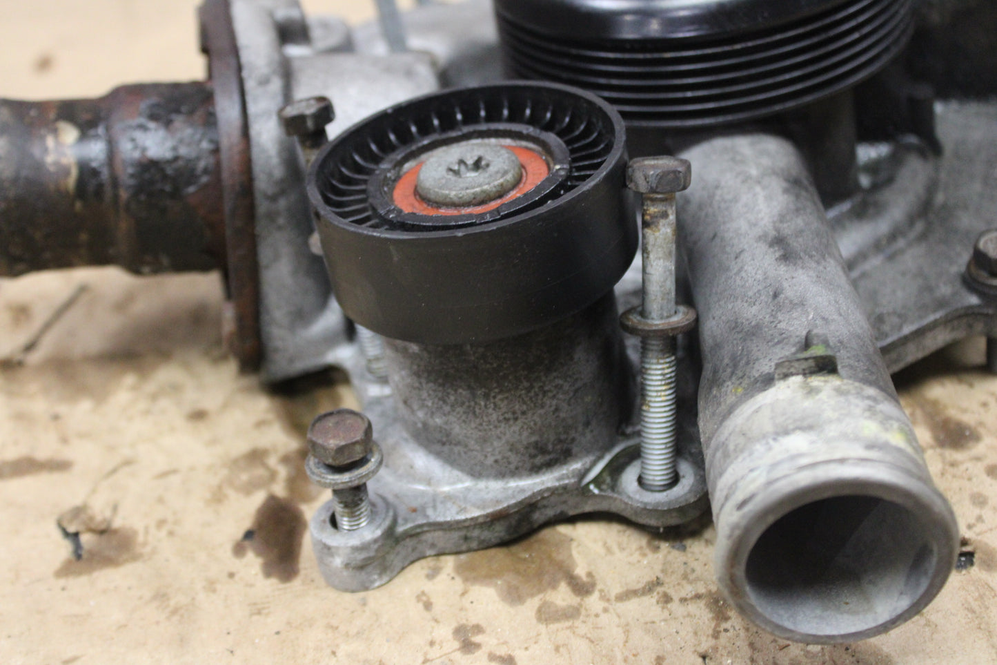 05-10 Chrysler 300 Dodge Charger Challenger SRT8 6.1L Hemi Water Pump 120-7150