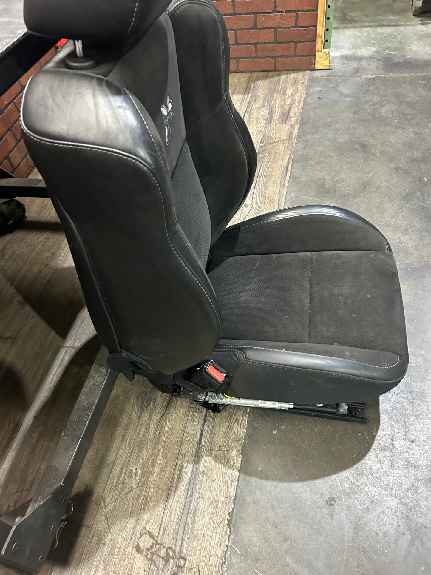 15-23 Dodge Charger Scat Pack Left & Right Front Leather Suede Seats *Blown* OEM