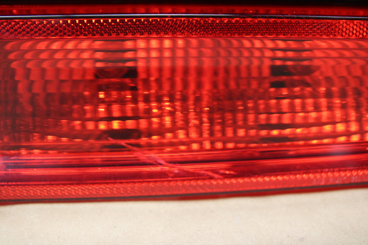 2008-2010 Dodge Challenger Rear Center Brake Light Trunk Mounted Tail Lamp OEM