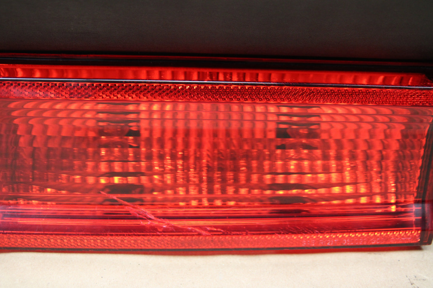 2008-2010 Dodge Challenger Rear Center Brake Light Trunk Mounted Tail Lamp OEM