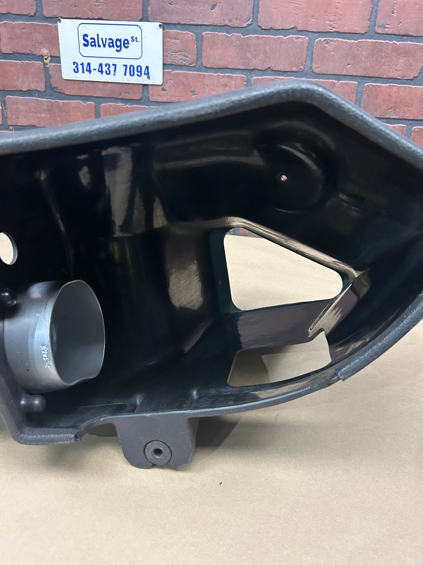 11-23 Dodge Charger Challenger V8 6.4L SRT 392 Air Intake Filter Cleaner Box OEM
