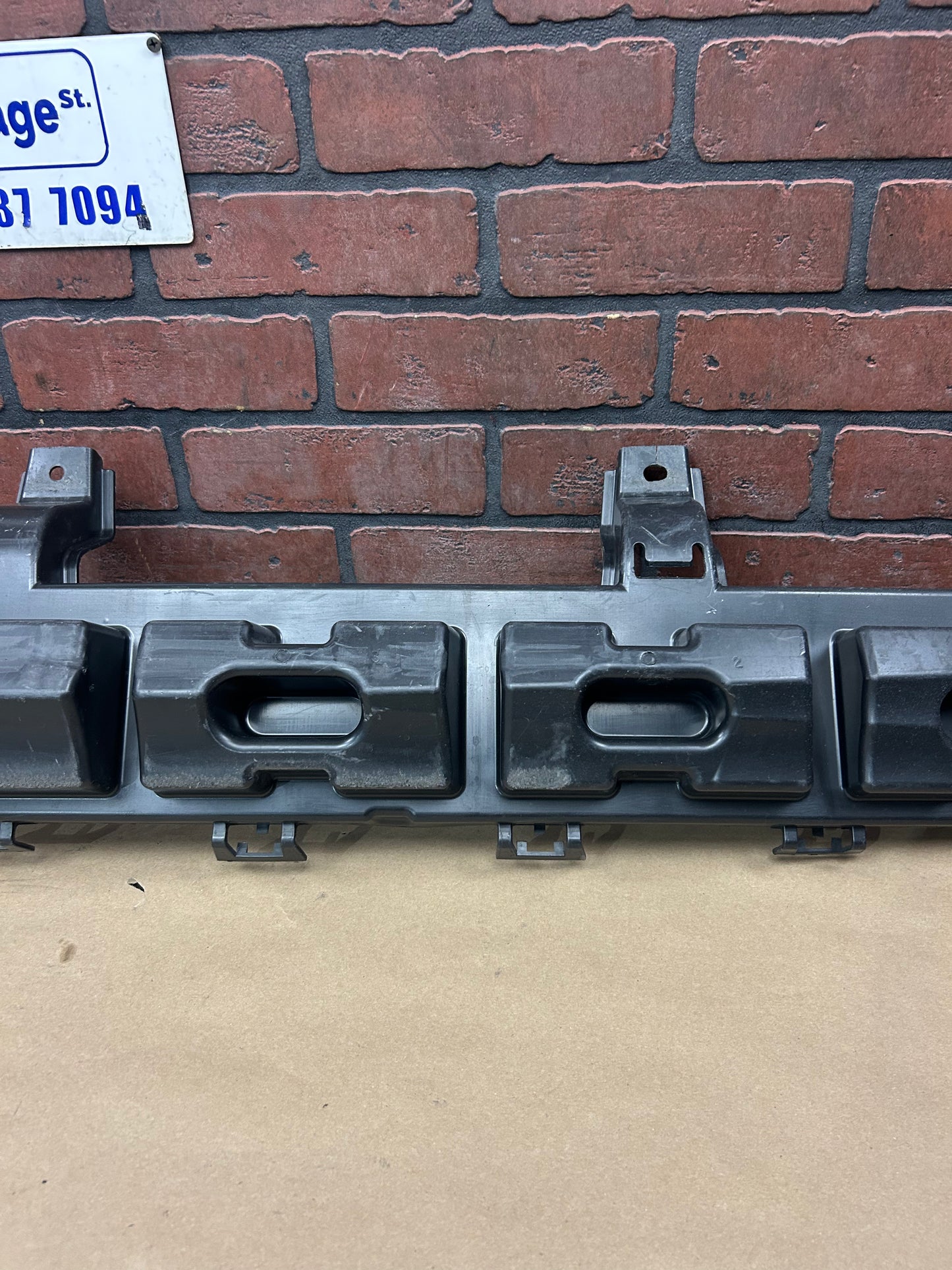 2015-2023 DODGE CHARGER REAR BUMPER ENERGY ABSORBER SUPPORT BRACKET OEM