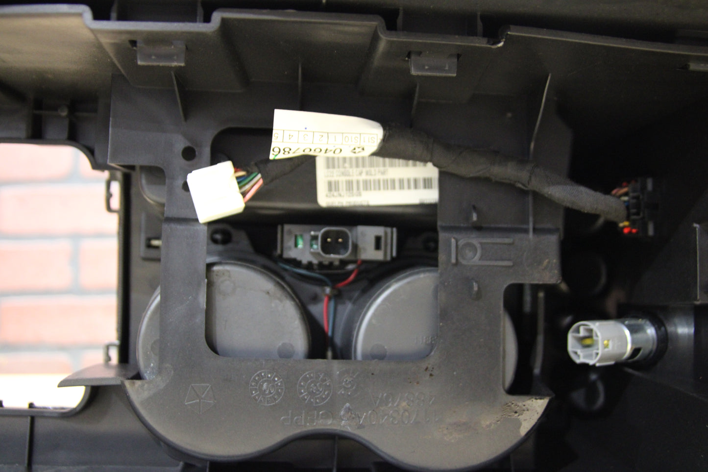 2008-2014 Dodge Challenger SRT Black Center Console Assembly OEM w/ Cupholders