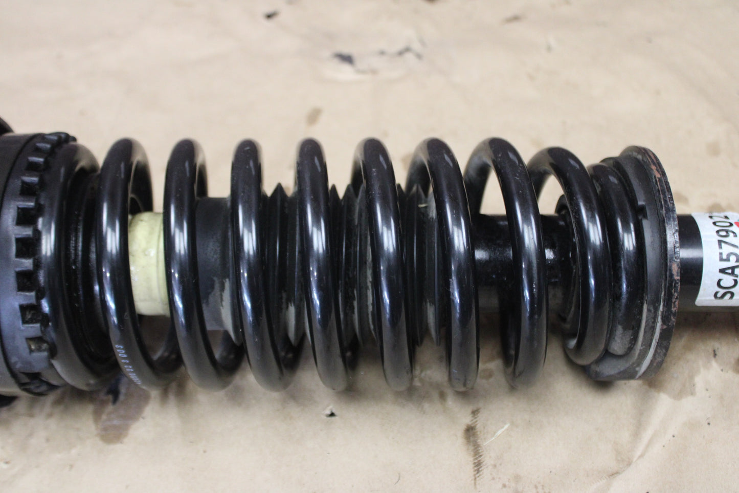 05-10 Chrysler 300C SRT8 Front Driver LH Side Strut Shock Absorber