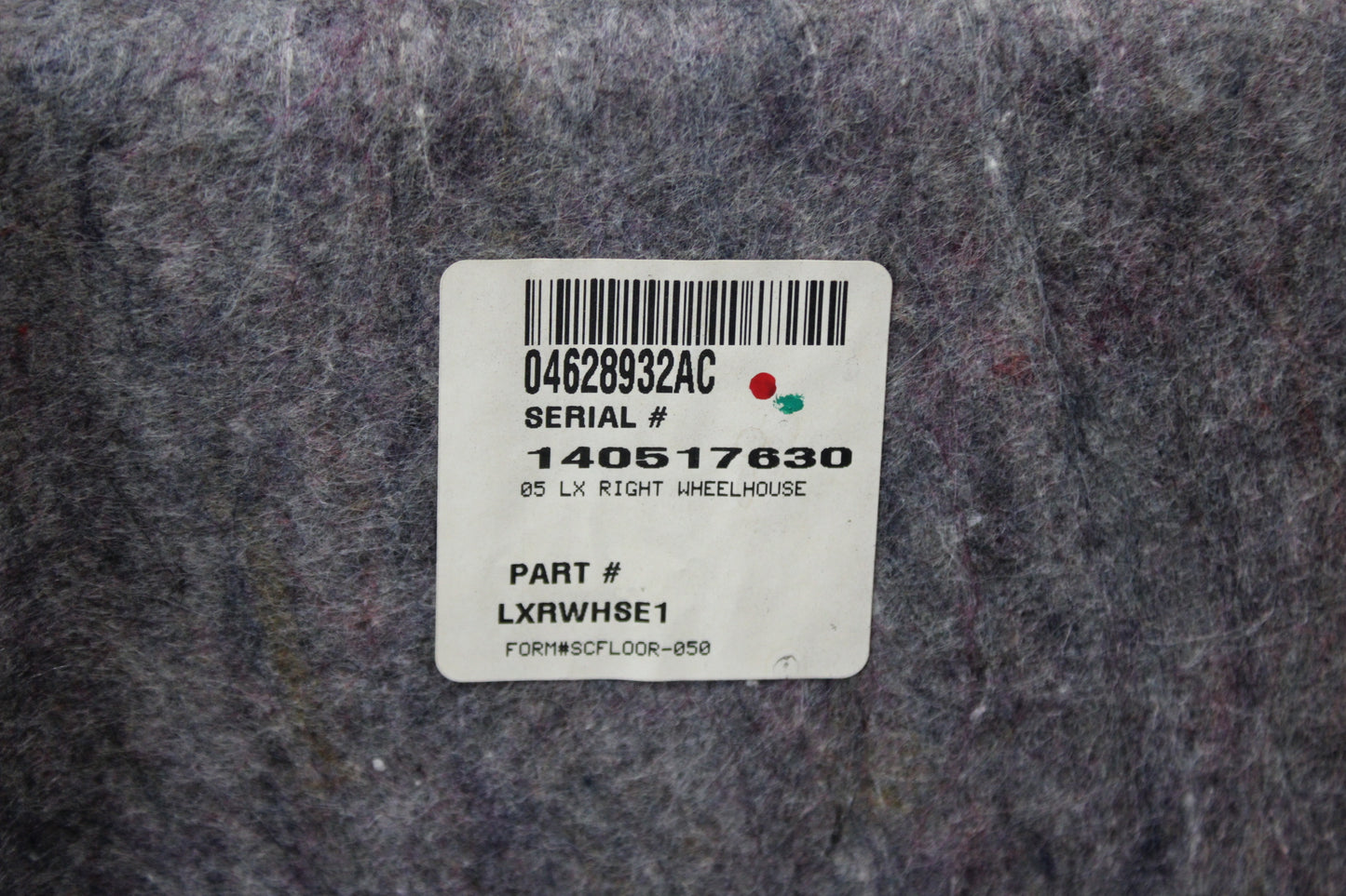 05-10 CHRYSLER 300 REAR PASSENGER RH QUARTER TRUNK CARPET COVER PANEL