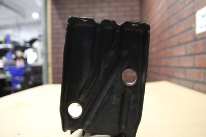 05-23 Dodge Magnum Challenger Charger 300 Radiator Crossmember OEM 05065240AH