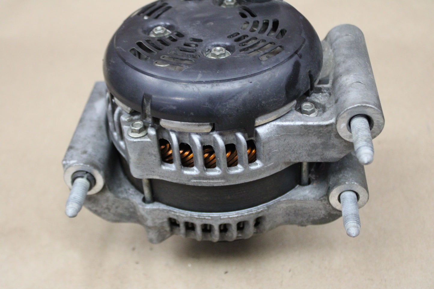 11-26 DODGE JEEP CHRYSLER 6.4L 5.7L ENGINE OEM BATTERY ALTERNATOR 04801834AB