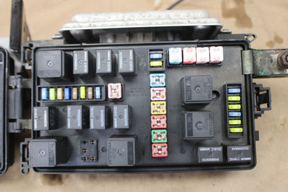 2006 Chrysler 300 SRT8 PCM ECU ECM BCM Ignition Park Assist Module Package OEM