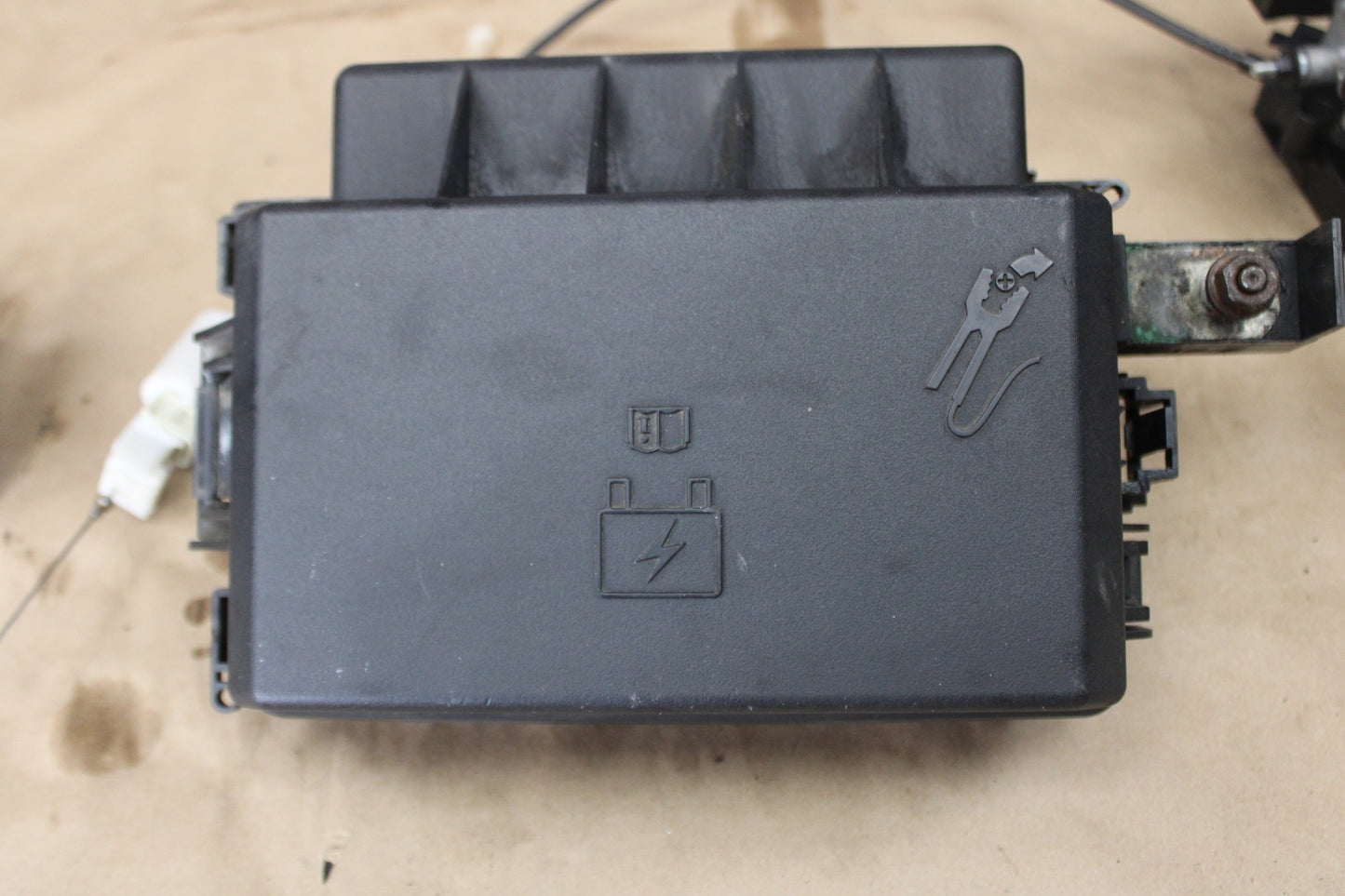 2006 Chrysler 300 SRT8 PCM ECU ECM BCM Ignition Park Assist Module Package OEM
