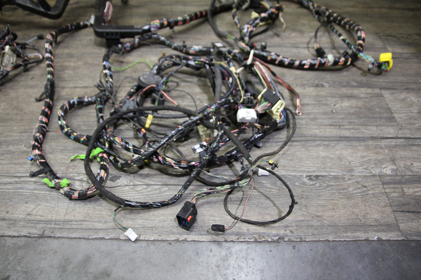 2010 Dodge Challenger SRT8 Unified Body Wiring Wire Harness 68056020AA OEM