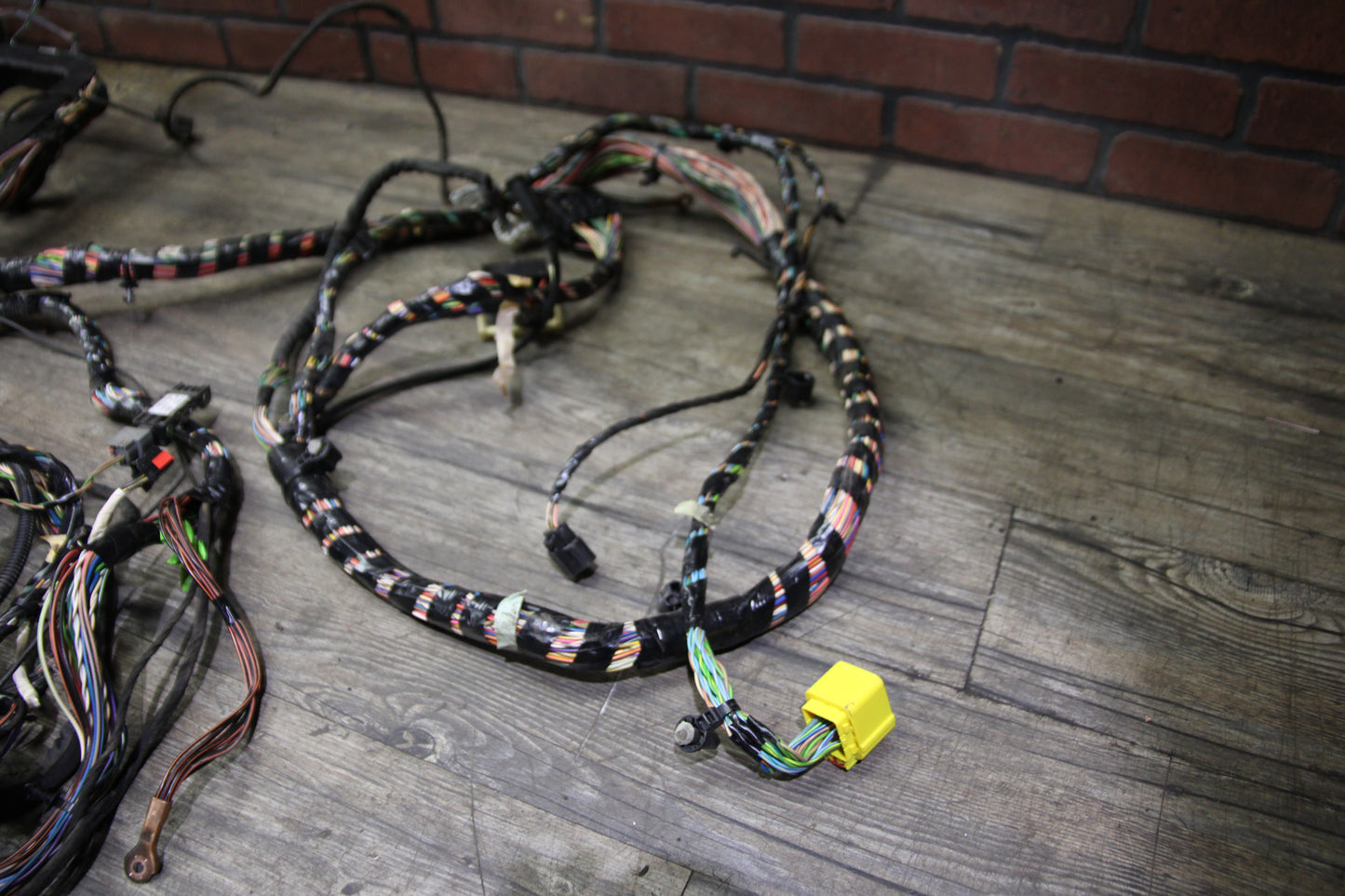 2010 Dodge Challenger SRT8 Unified Body Wiring Wire Harness 68056020AA OEM