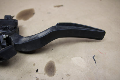 2008 - 2023 DODGE CHALLENGER SRT8 OEM THROTTLE GAS PEDAL ACCELERATOR 04861714AB