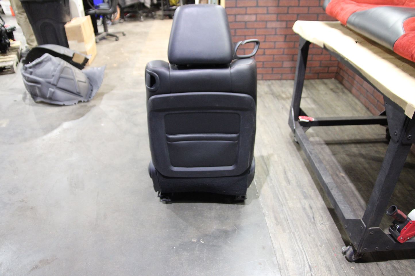 15-23 OEM SRT Challenger Scat Pack Red Alcantara Leather Seat Set Front Rear
