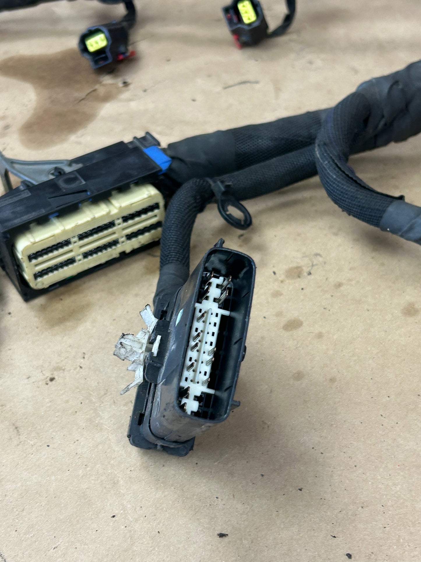19-23 Charger Challenger Scat Pack 392 6.4L Engine Wire Harness 05035571AG OEM